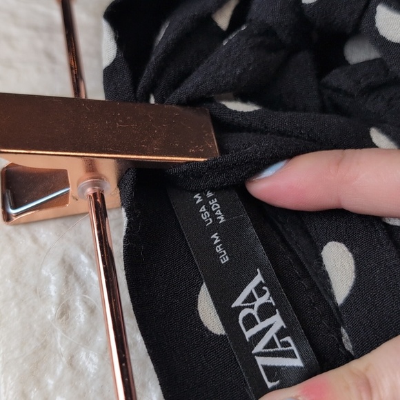 295-Zara Black and White Polka Dot Skirt - Picture 2 of 4